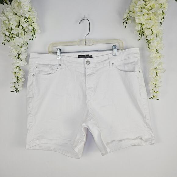 Torrid White Mid Rise Mid Shorts Size 20 Vintage Stretch Denim Cotton Blend - Picture 1 of 11